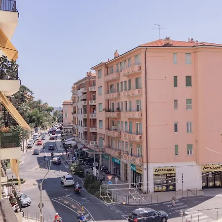 H11 A Casa Di Cate - Spiagge * سانريمو